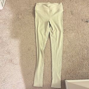 New Bone Year of Ours high waisted M ribbed legging